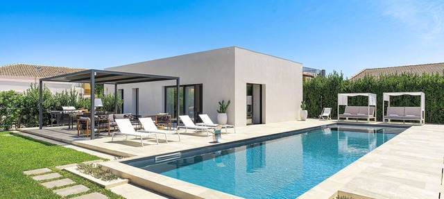 Villa La Isla with private pool - My Rental Homes in Carrozziere