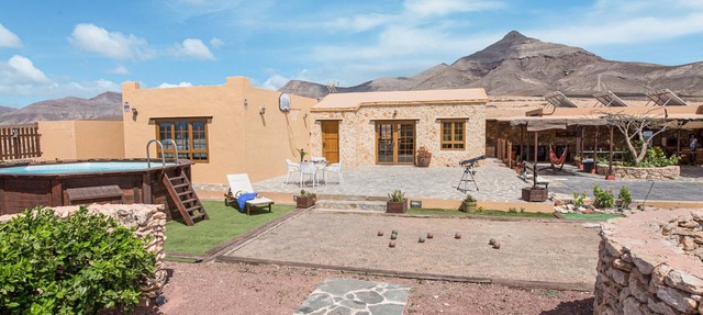 Villa "La Vista de Tefía" with Mountain View, Pool, Wi-Fi, Terrace & Garden in Tefía