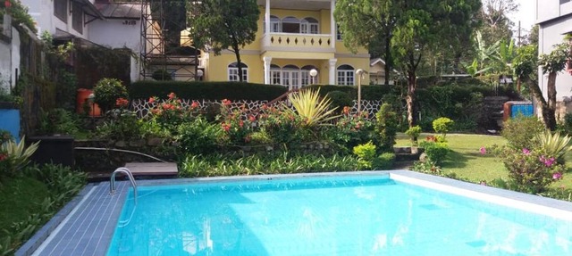 Villa Oak Tree Puncak in Bogor