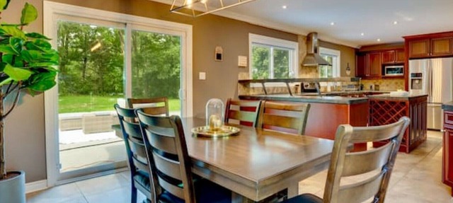 Villa on the Hill in brampton