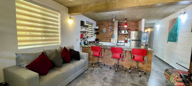 Villa Palmas, one bedroom, Cozy Apt. only 3 blocks from the beach in San Francisco