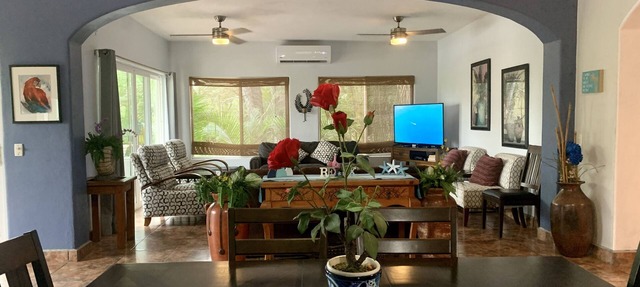 Villa Papaya, 2 bedrooms, specious, comfortable home, beach walkable. in San Francisco