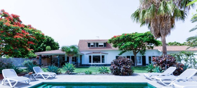 Villa Stark - Three Bedroom Villa, Sleeps 6 in Palm-Mar