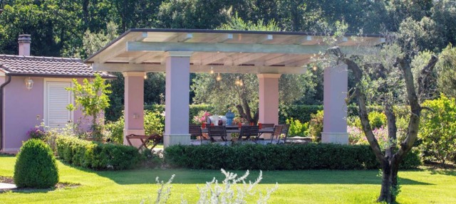 Villa 'Sunbeach' with Private Pool, Private Terrace and Wi-Fi in Poggio Gagliardo