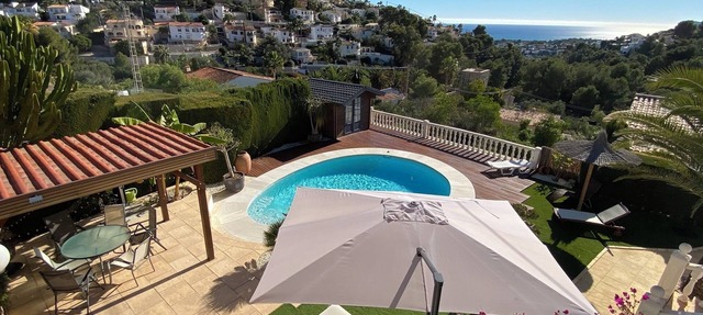 Villa with 3 double bedrooms, private pool, ocean view, close to the beach in Benissa