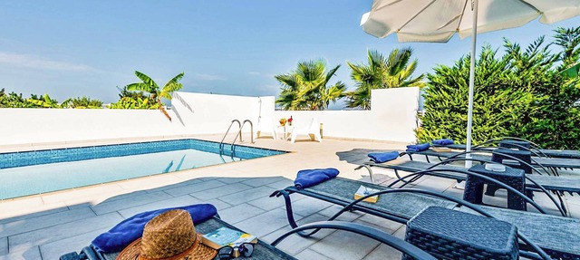 Villa Xenos Tria - Four Bedroom Villa, Sleeps 8 in Kos