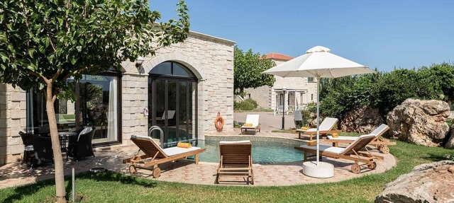 Villas Platanias 3 bedroom villa with a heated pool in Platanias