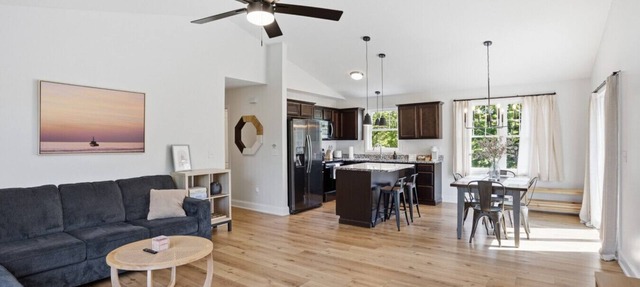 Walk To Beach | Spacious House in Warwick