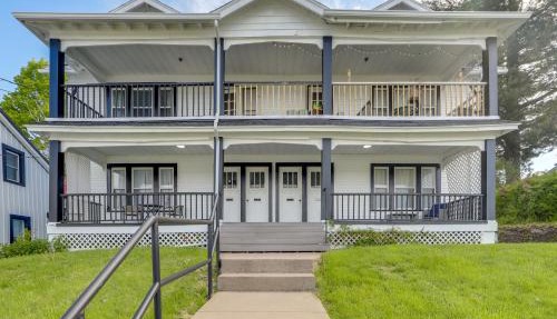 Walkable 3-Unit Hub: 8 Mi to Micron Technology! in Phoenix