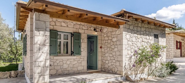 Wellness Villa at Apanema Mindfulness Lefkada in Asprogerakata