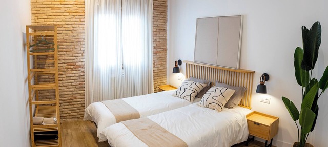 Zarcillo House in Logroño