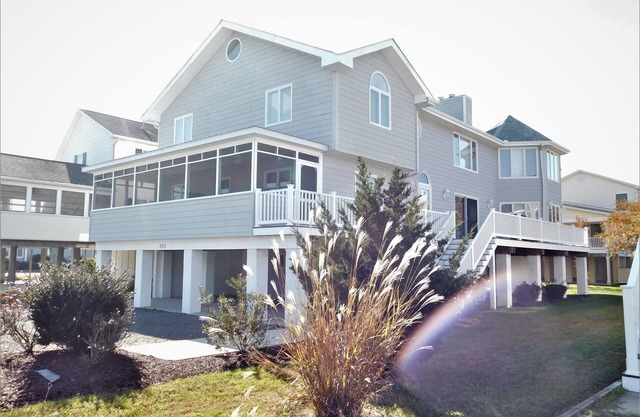 Spacious 6BR Family Home – Just 3 Blocks to Bethany Beach in The Canal Community in Bethany Beach