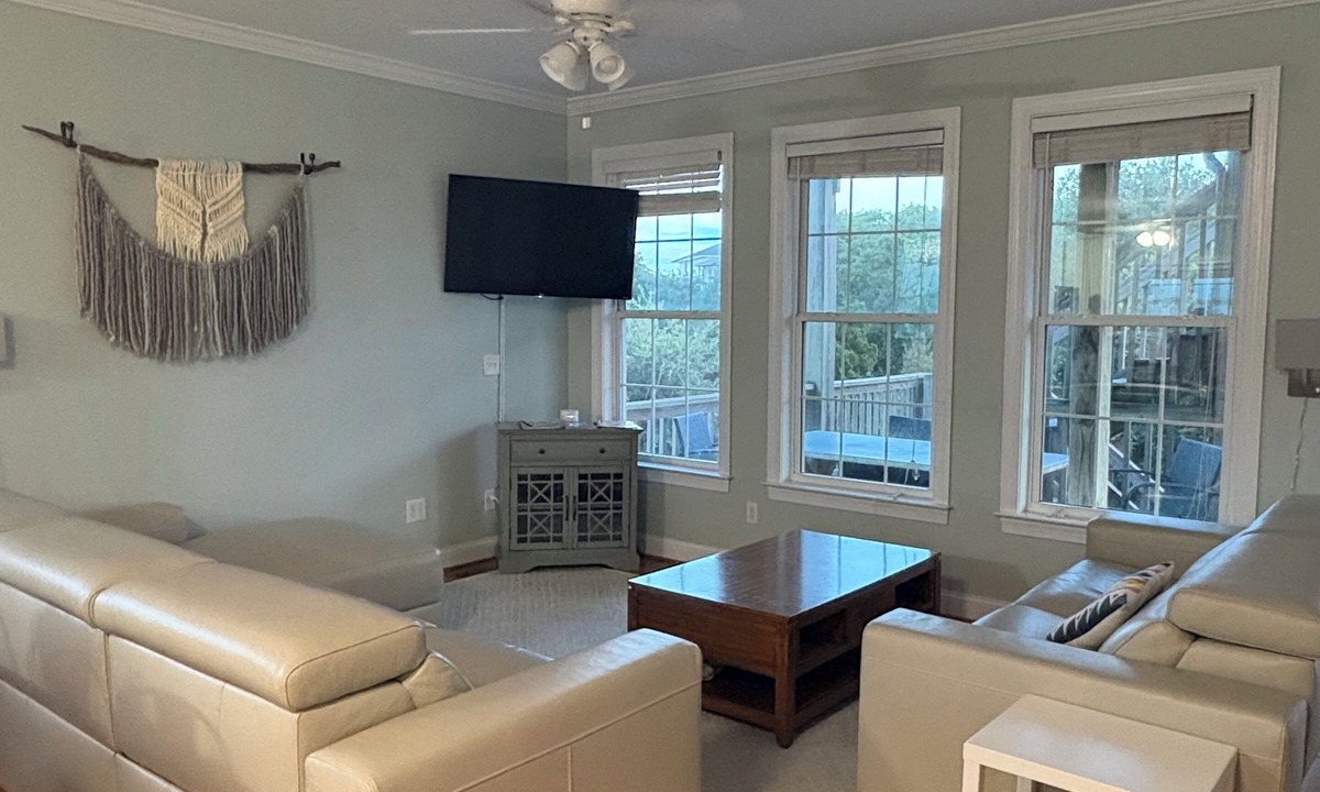 Surf City House | Private Pool, one block to private beach access and space for everyone