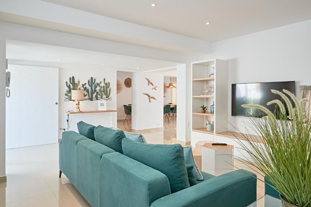 Ibiza Town Villa | 12 Person Ibiza Villa with Pool - Walk to Hï, Ushuaïa & Beach - Can Bossa