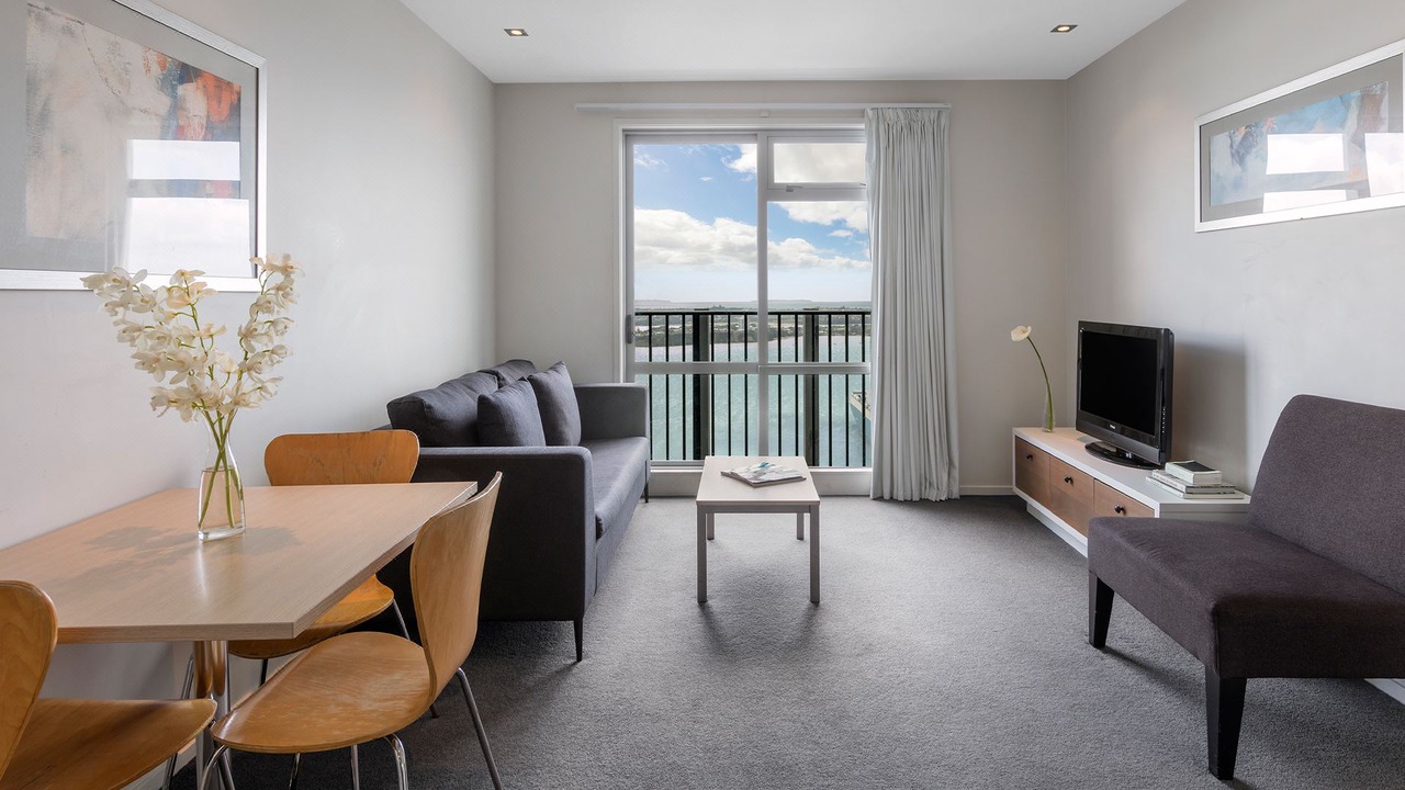 Photo of Livingroom in Auckland Central Business District