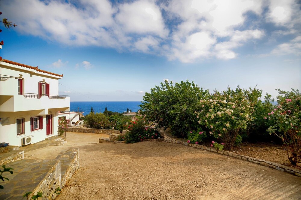 Photo of Outdoor in Agios Kirykos