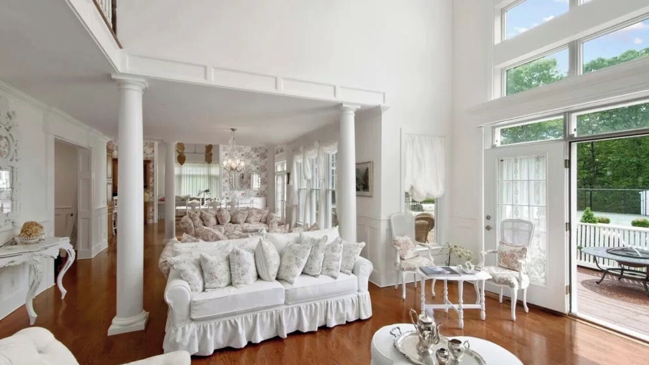 Photo of Livingroom in Bridgehampton