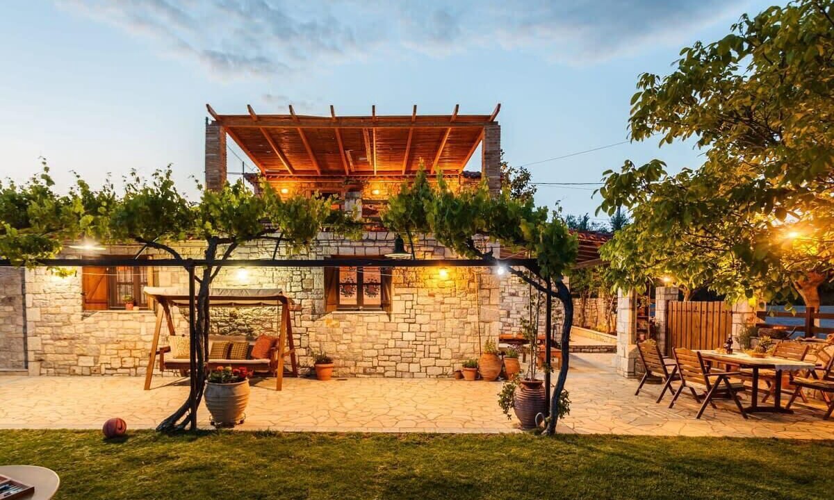 Photo of Outdoor in Messini