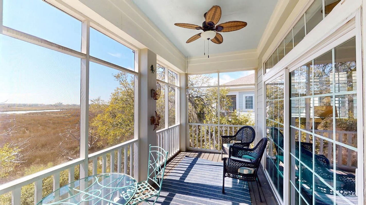 Photo of Patio Balcony in Litchfield by the Sea