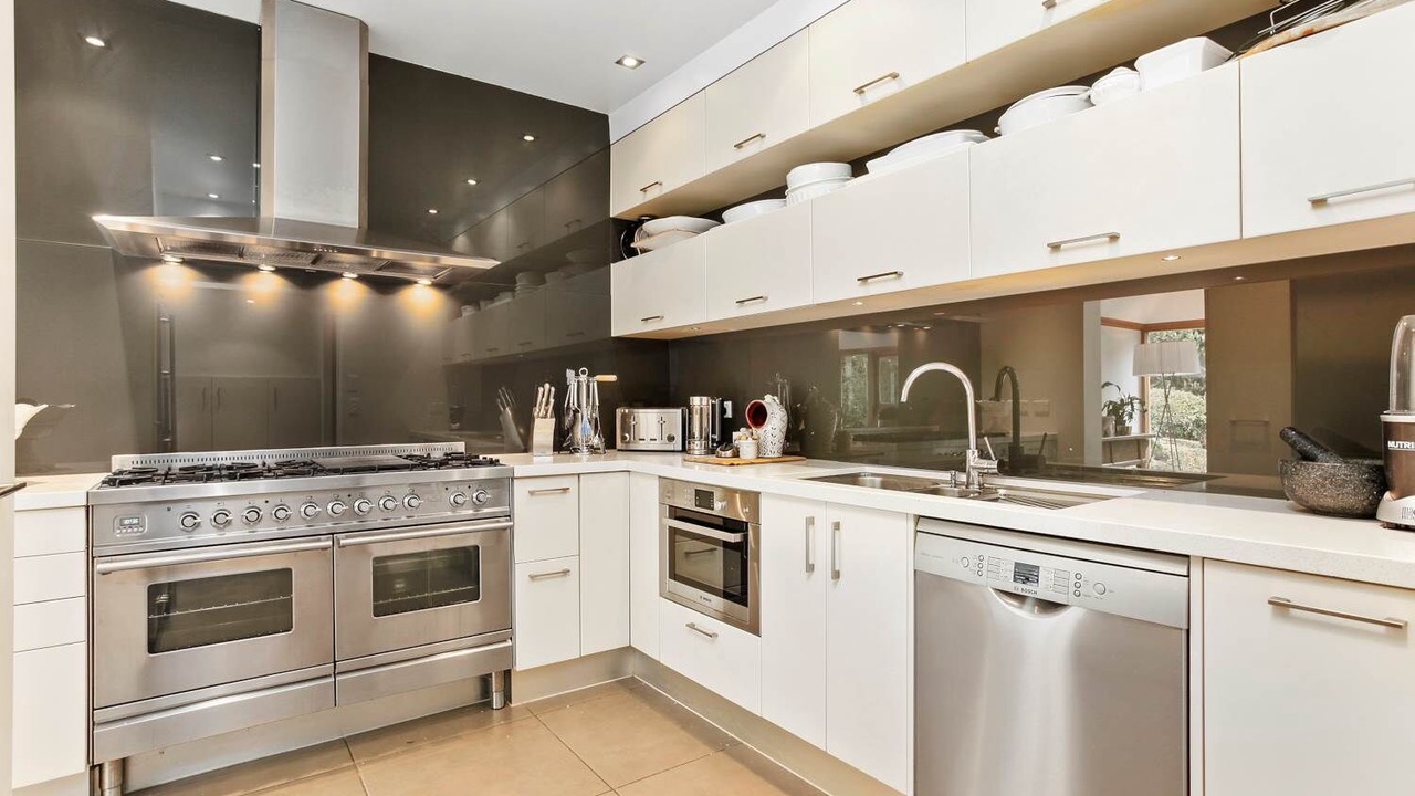 Photo of Kitchen in Epsom