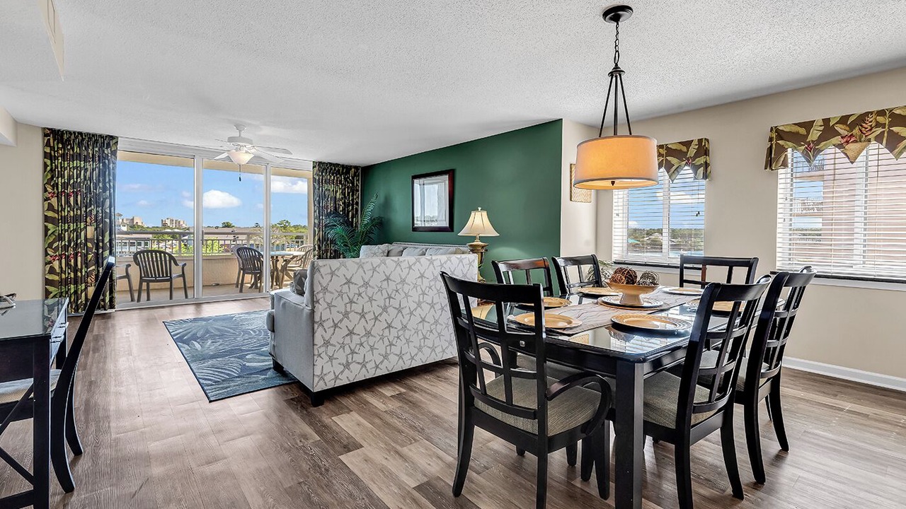 Photo of Livingroom in North Myrtle Beach