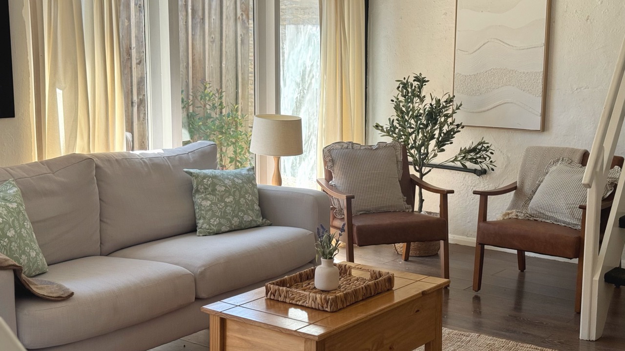 Photo of Livingroom in Lechlade