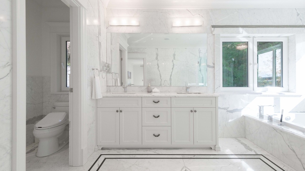 Photo of Bathroom in West Vancouver