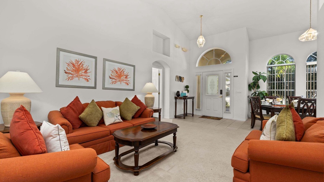 Photo of Livingroom in Orange Tree