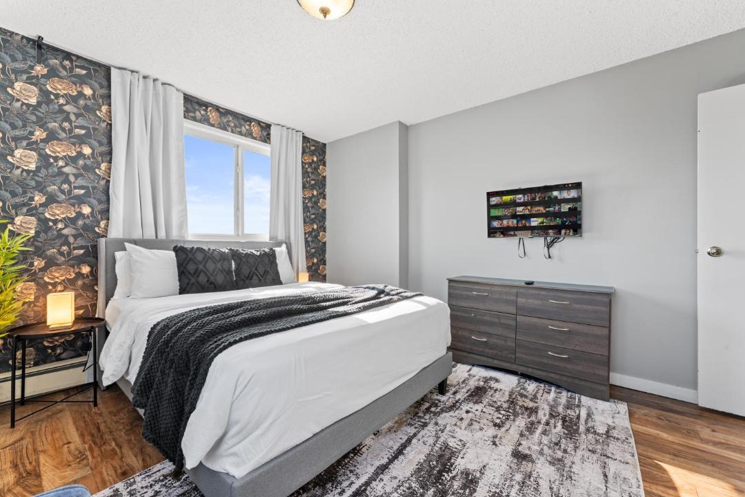 Photo of Bedroom in North Central Edmonton