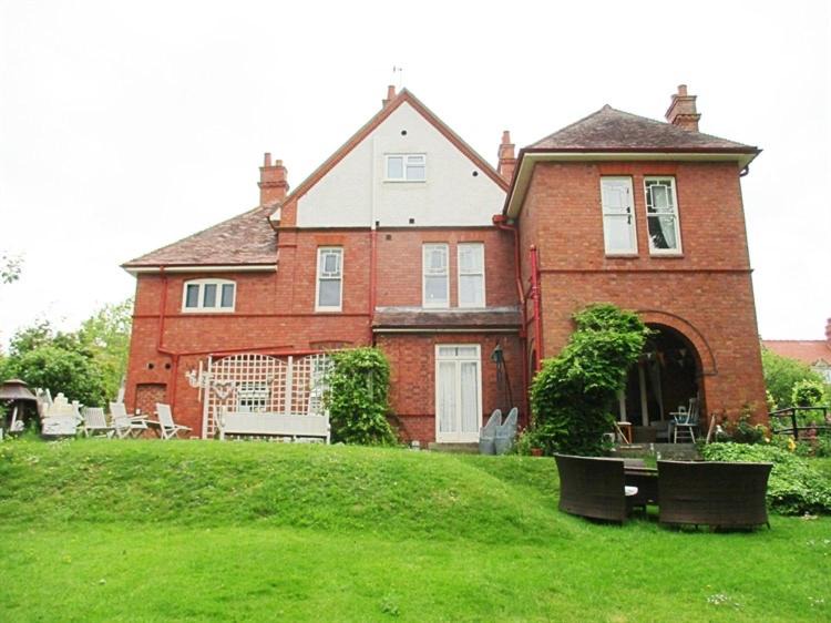 Photo of Buildings in Malvern