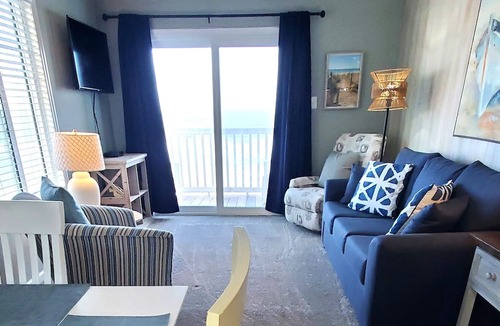 Windy Hill Condo | Oceanfront Corner Unit with Pool & Direct Beach Access