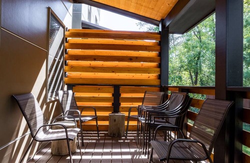 Woodfin Villa | Little Sparrow | Newly-Built, Pet-Friendly Villa in Asheville with Hot Tub