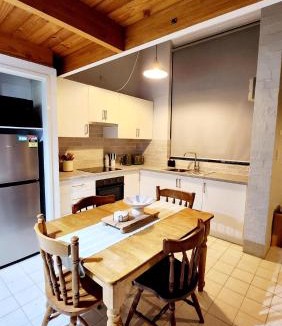 Mandurah Villa | Poolside Retreat 250m From Beach Resort Facilities