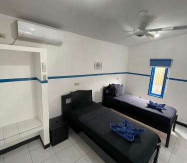 Gili Trawangan Villa | Beach Villa - Privat Villa with Pool and privat Gym - up to 4 people - Gili Trawangan Long Term