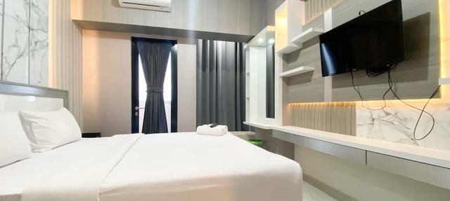 Cozy Stay And Tidy 1Br The Alton Apartment in Semarang