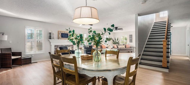6BR! Sleeps 15+ Htd Pool, putting green, Theater, game rm, 5 mi to beaches, AMI in Bradenton