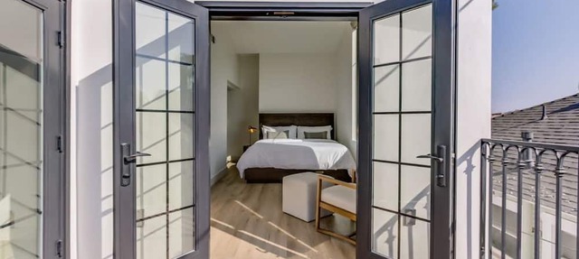 Casa Valerio Unit 8 - Three Bedroom Apartment, Sleeps 6 in Santa Barbara