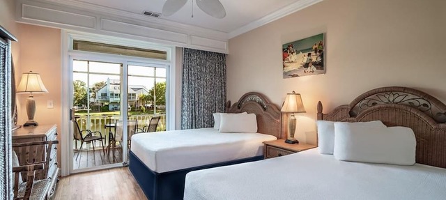Litchfield Lakeside Haven Your Serene 2BR Retreat in Pawleys Island