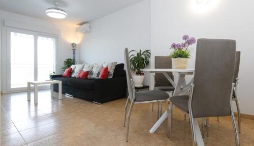 Los Juncos HomeStay by Turismar in La Pineda