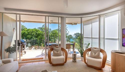 'Cuvee' - Beach, views, relax in style in Noosa Heads