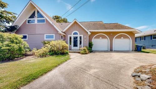 The Town of South Bethany - 300 W 6th St in Bethany Beach
