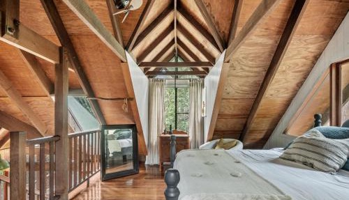 Rustic 3-Bed Retreat in Springbrook in Springbrook