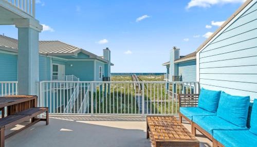 Portside Villas Unit 17 in Pensacola Beach