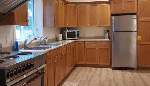 Beautiful vacation home with waterview. in Alberton